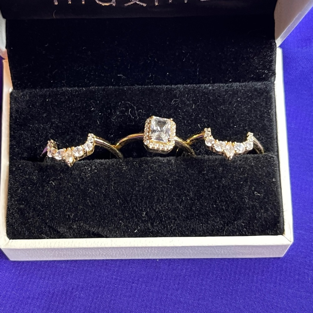 Fashion Rings - Picture 3 of 4